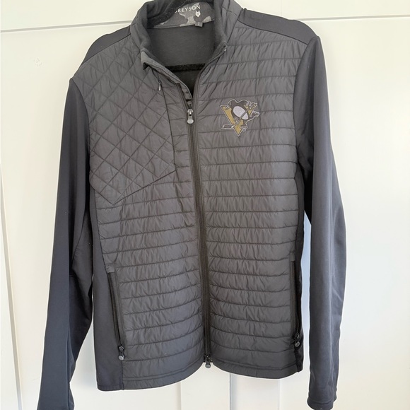 Greyson Yukon Ultralight Hybrid Quilted Black Performance Jacket Medium